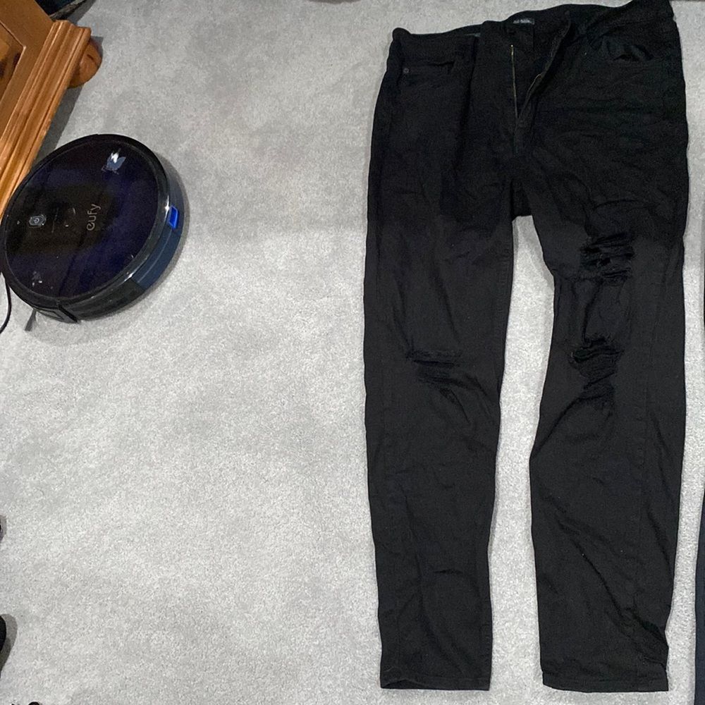 Wild fable, size 14, black jeans, high rise, skinny jeans with rips on the front